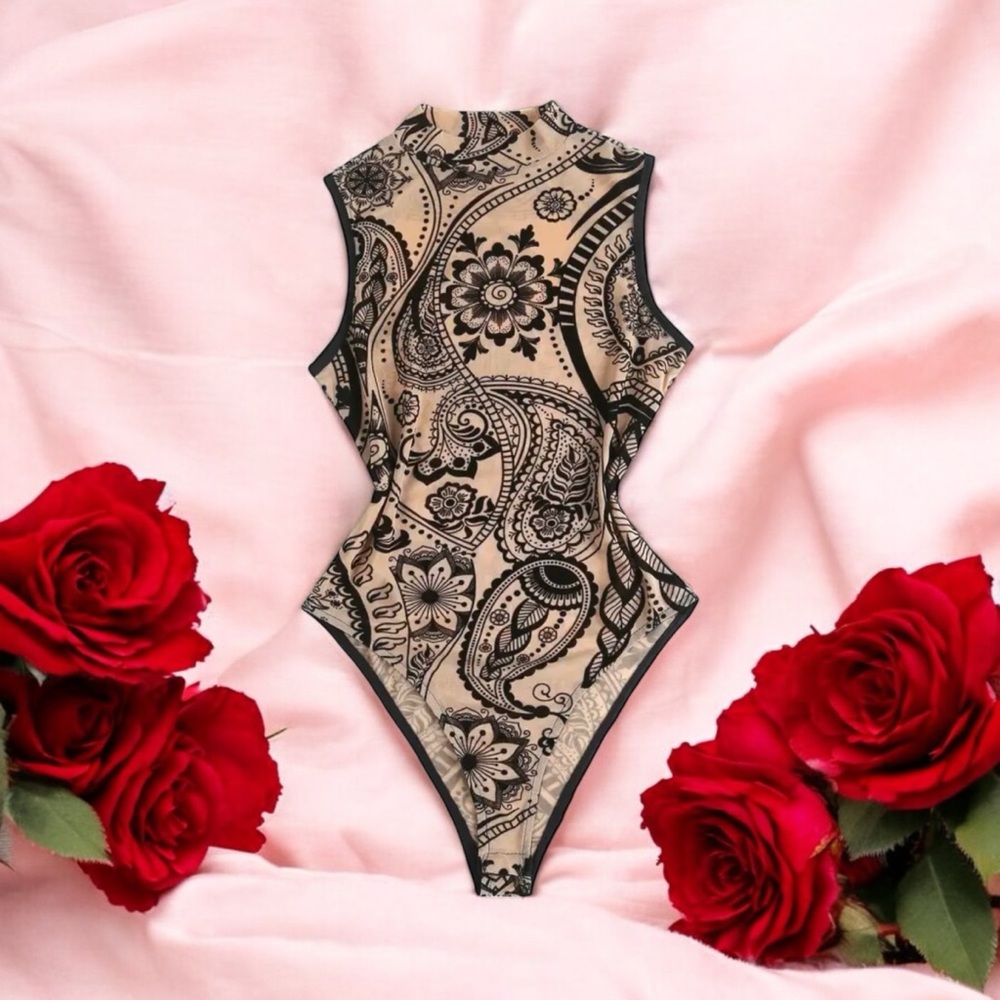Elegant Sleeveless Bodysuit